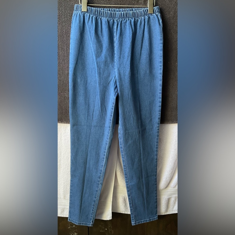 Cabin Creek Women's Straight Leg Light Blue Jeans